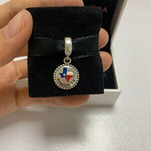 Pandora Houston ，Texas Charm